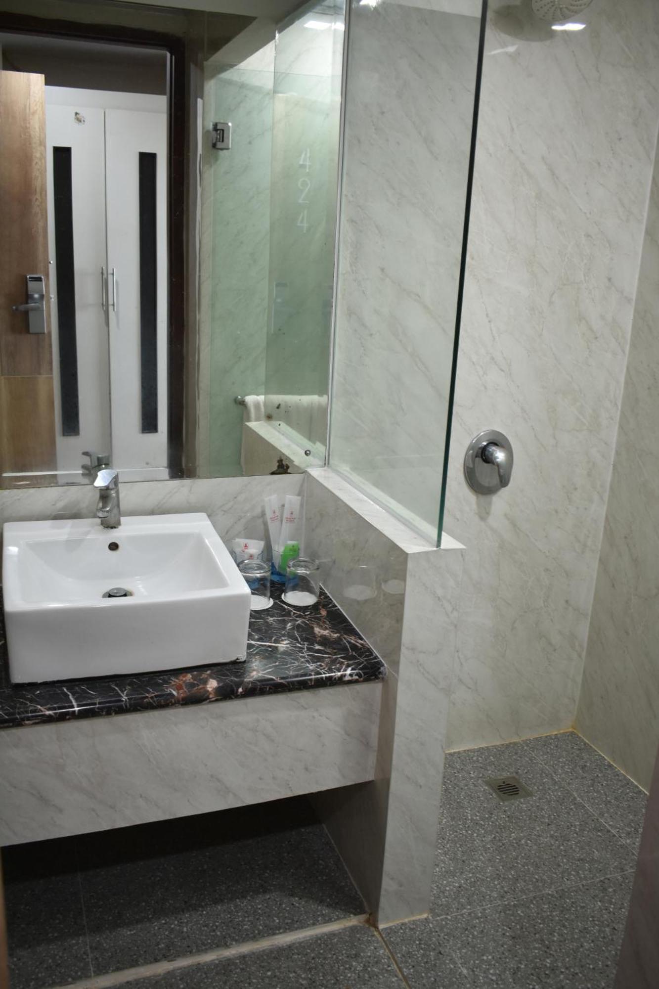 Abadi Hotel Malioboro Yogyakarta By Tritama Hospitality Exterior foto