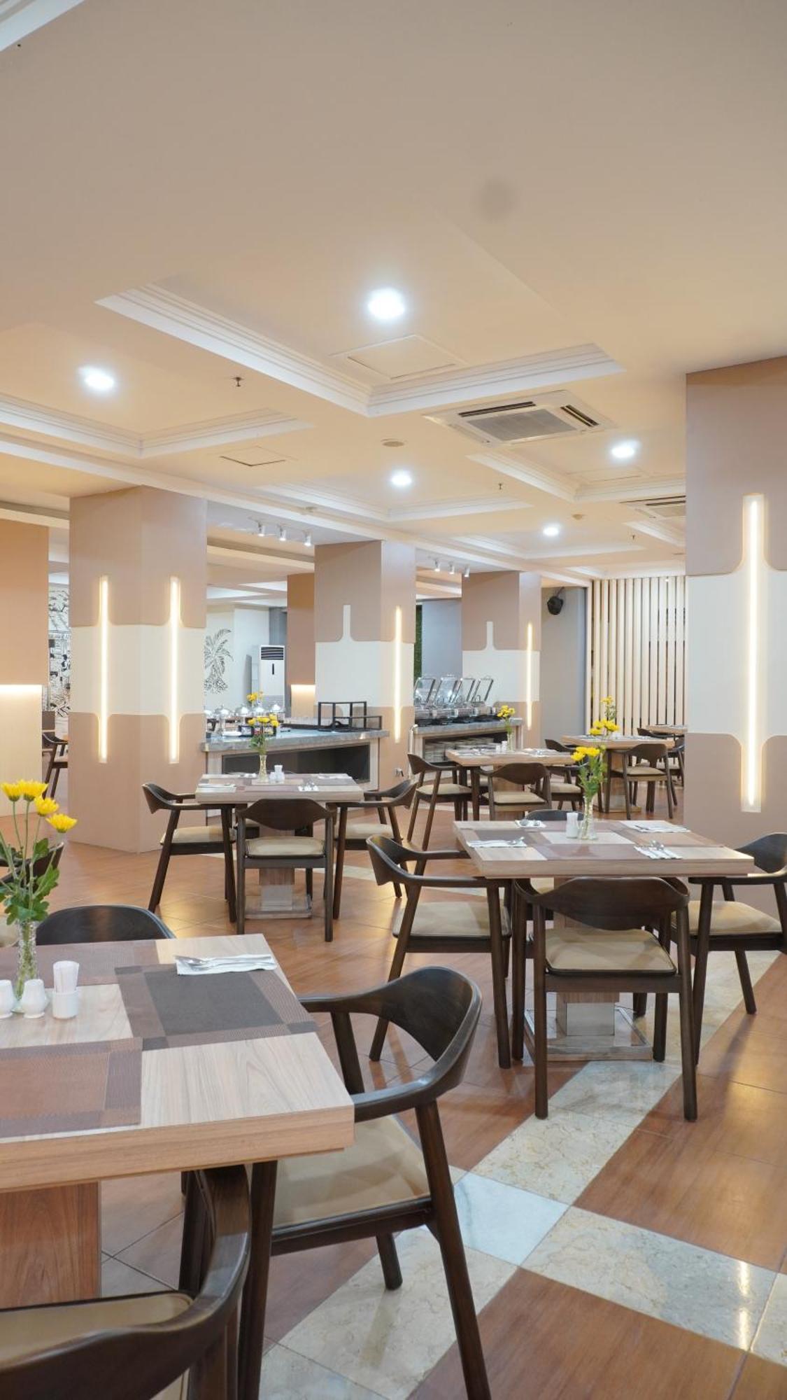 Abadi Hotel Malioboro Yogyakarta By Tritama Hospitality Exterior foto
