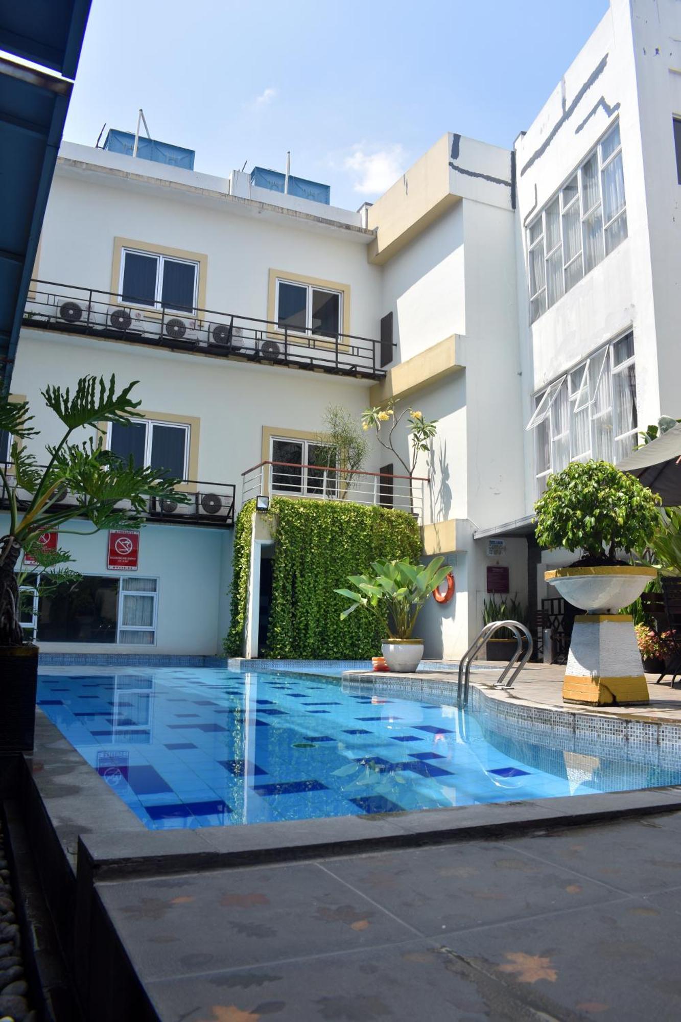 Abadi Hotel Malioboro Yogyakarta By Tritama Hospitality Exterior foto