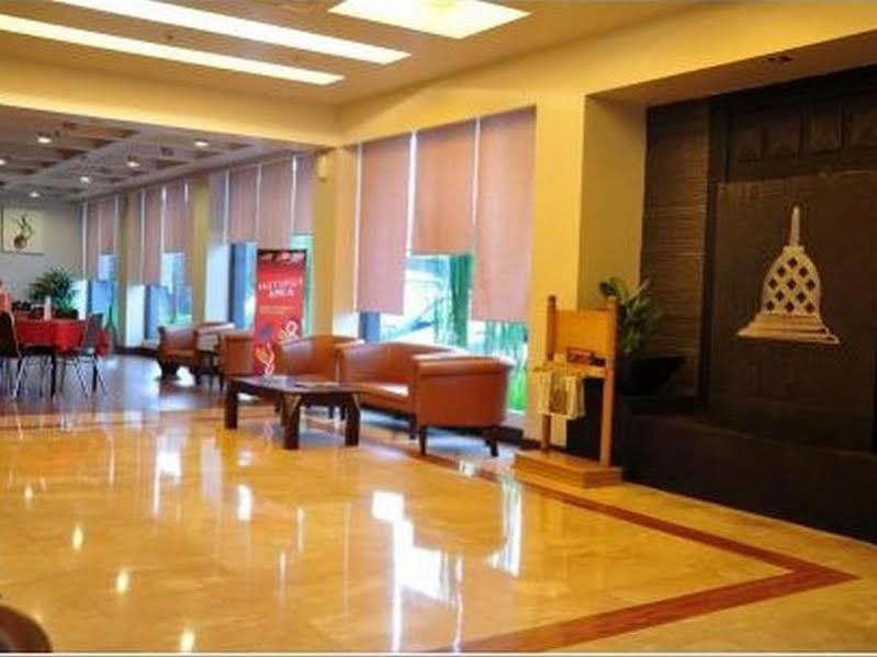 Abadi Hotel Malioboro Yogyakarta By Tritama Hospitality Exterior foto